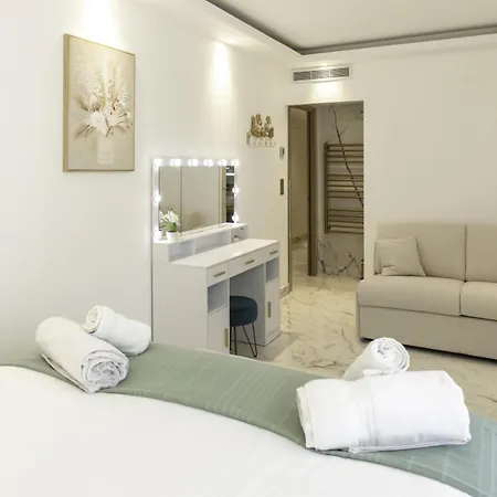 C13 Staywizus-2bdr 15 Min Palais Festivals-ac-parking-balcony Cannes