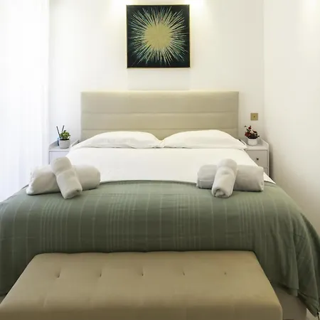 C13 Staywizus-2bdr 15 Min Palais Festivals-ac-parking-balcony Apartment Cannes